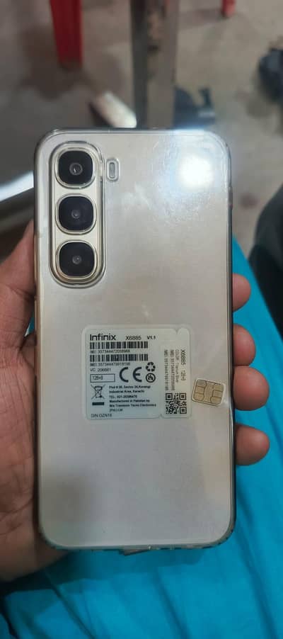Infinix hot 60pro 8+8 128 silver color