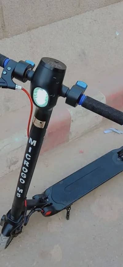Microgo V2 Electric Scooter