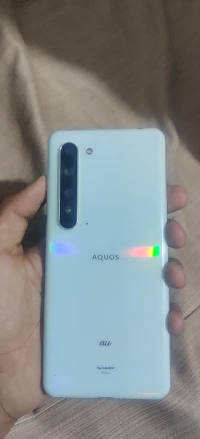 Aquos R5G 12/256
