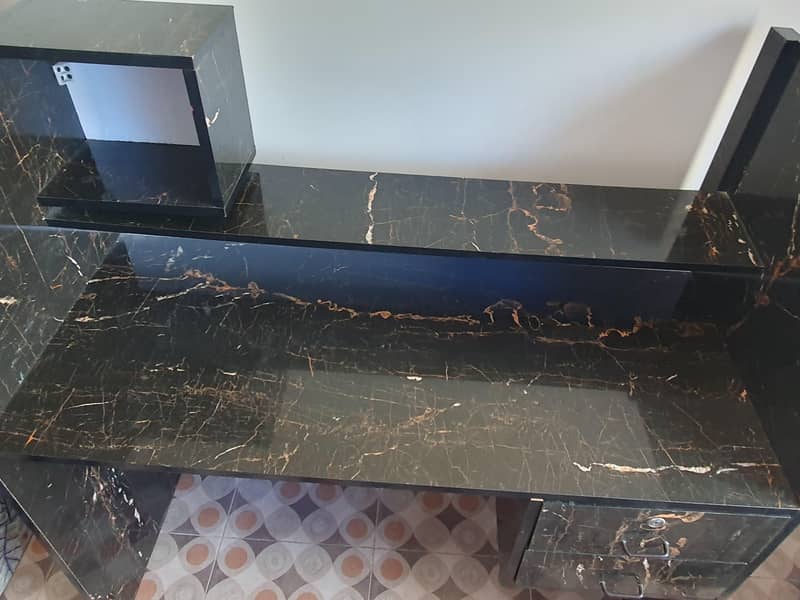 study table or computer table 1