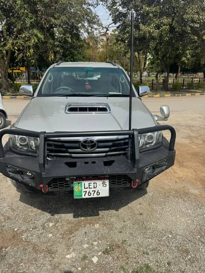 Toyota Hilux D-4D Automatic 2012