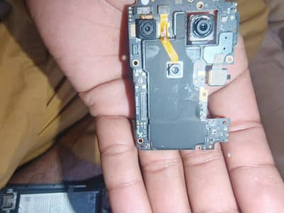 ZTE Nubia V60 Design