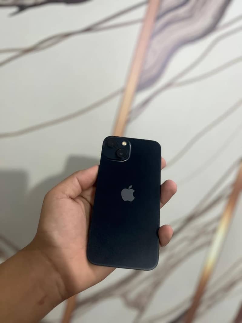 IPHONE 13 4