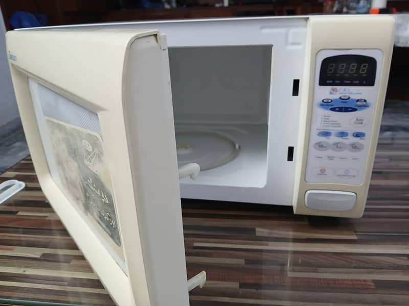 Dawlance MIcrowave 0
