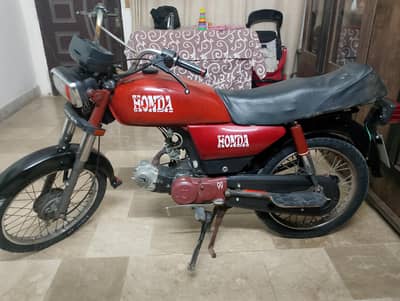 Honda 1999 Karachi num