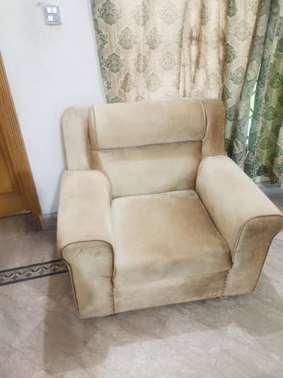 8 seater Golden wellvit luxury