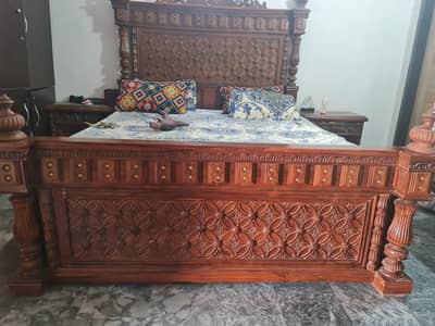 Pure Wooden Bed Mughal Style with 2 side tables and a dressing