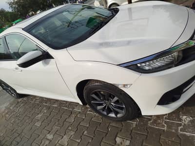 Honda Civic Vti Oriel full option