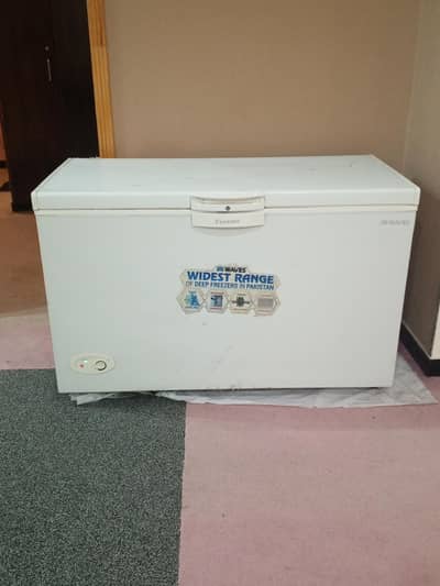 Waves WDF-315 regular series deep freezer