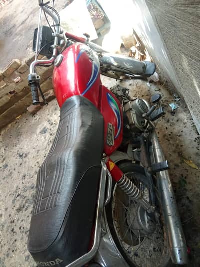 2009 good condition first honor   buy and enjoy.