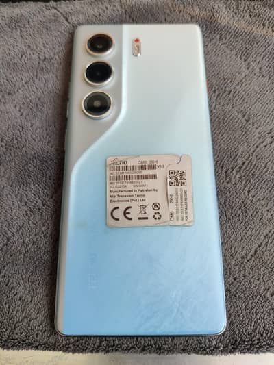 camon 40 pro 8/256 complete saman