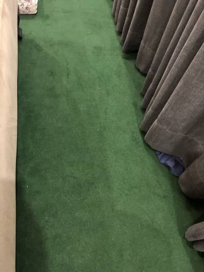Wall to wall carpet