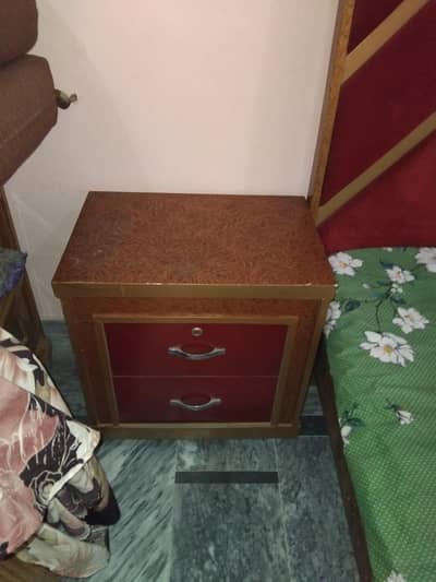 bed set table and chairs for sale