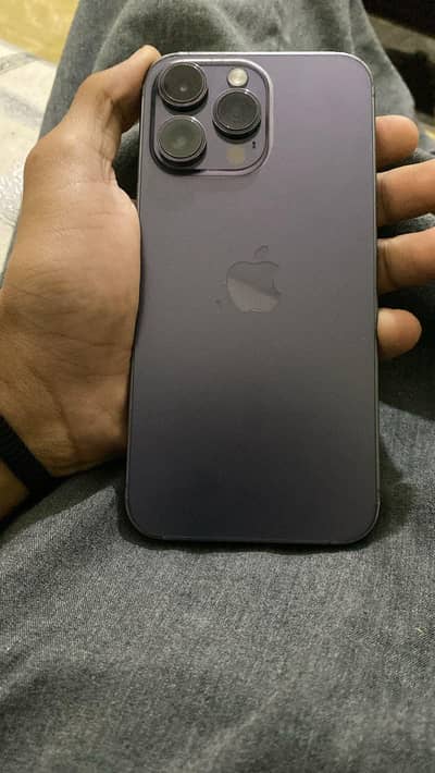 14promax 256gb 89%health with box 10/10 condition