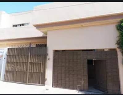 10 Marla house for sale , solid construction, gas available