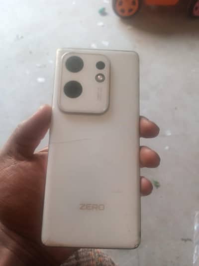 Infinix zero 30