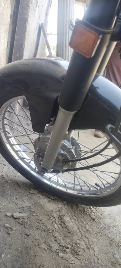 Candiation 10 By 10 Full Koi Kam Ni Honay wala Sab Ok Hai