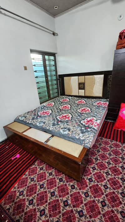 double bed set for sale . dubble bed