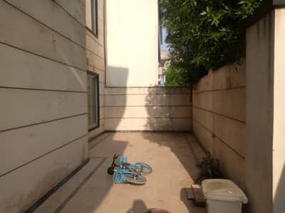 Upper portion for rent in i-8/3 Islamabad