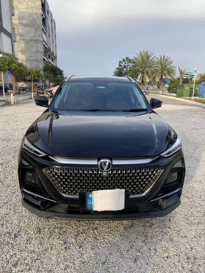 Oshan X7 FutureSense 5-Seater