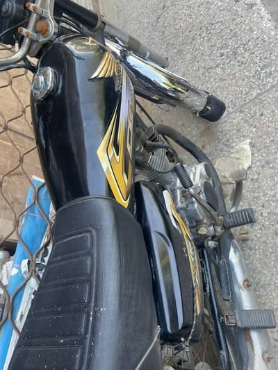 Honda cg 125 Lahore registered