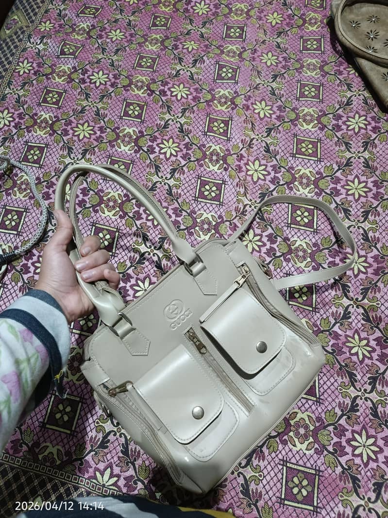 preloved 10/10 condition 3