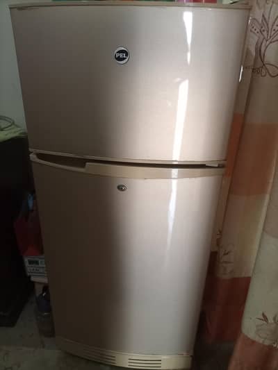 PEL Medium Size Fridge Refrigerator
