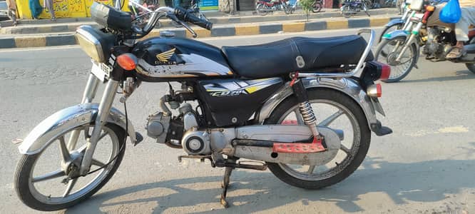 crown 70 cc self start bike for sale urgent negotiable reasonable pric
