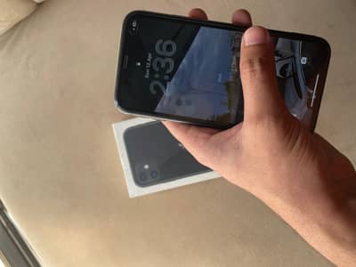 Iphone 11 64 gb with box