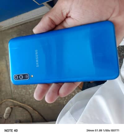 Samsung a50