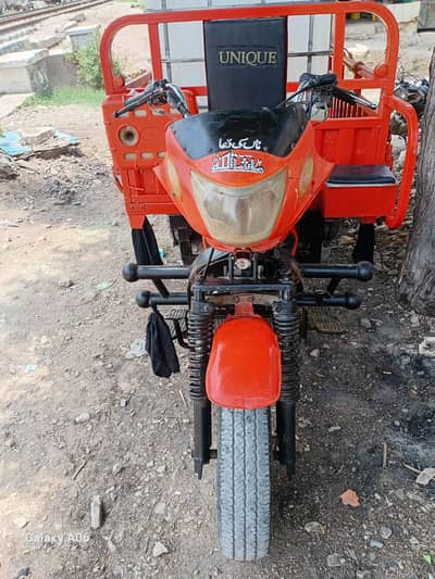 Loader Rickshaw UNIQUE for urgent Sale 200cc –Excellent Condition