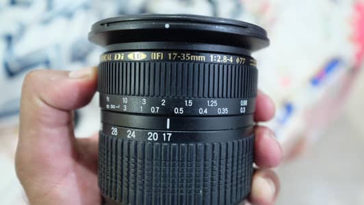 Tamron 17 35 f2.8 4 variable aperture full frame nikon mount lens