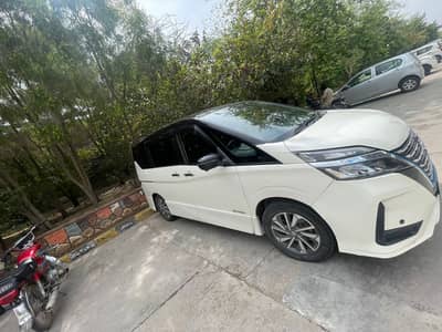 Nissan seerna