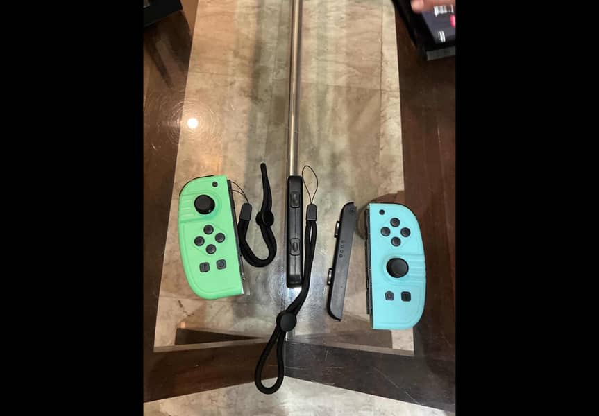 Nintendo Switch V2 (Regular) 2