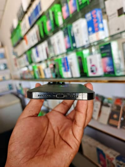 I phone 14 pro max (256) non PTA condition 9/10 battery health 82