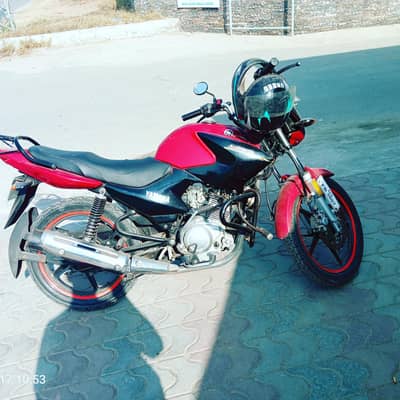 Yamaha ybr Red color in good condition file smart card biometric