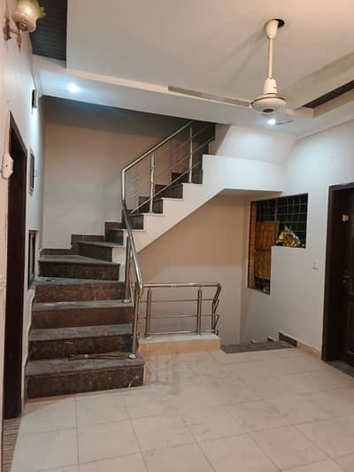 5 Marla Non Furnished Upper Portion For Rent In Bahria Town Lahore