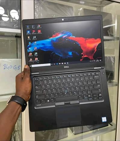 Dell latitude 5490 i7-8th Gen | 8Gb 256GB ssd | backlight keyboard |