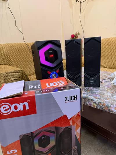 new speakers 1 year warranty