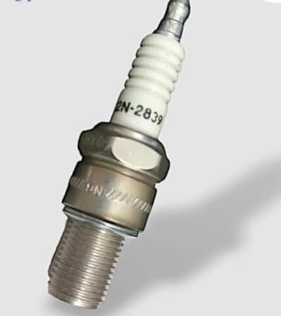 Caterpillar Genuine Spark plug Part # 2n-2839
