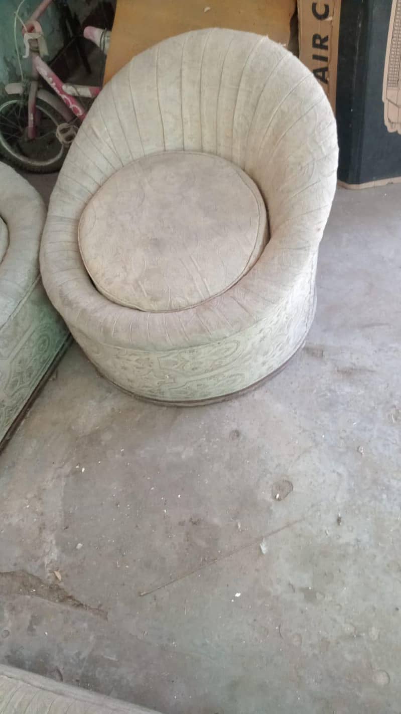 7/10 solid sofa set 1