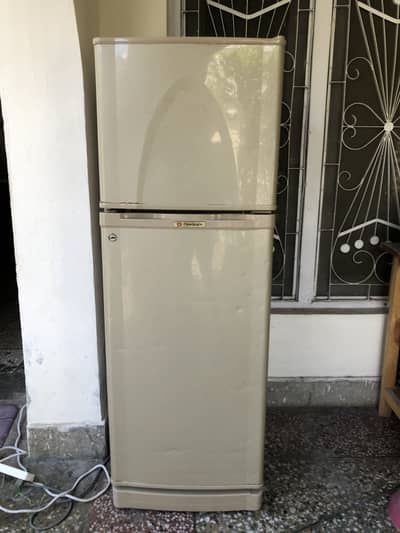 Dawlance Refrigerator for Sale in Excelent working Condition