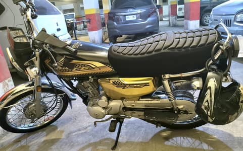 Honda 125 SE Black Golg
