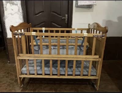 Baby cot for sale
