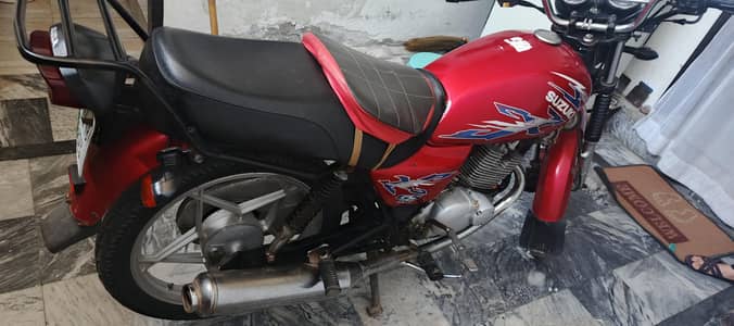 Suzuki gs 150 se 0/3/2/1/7/8/2/0/7/8/3