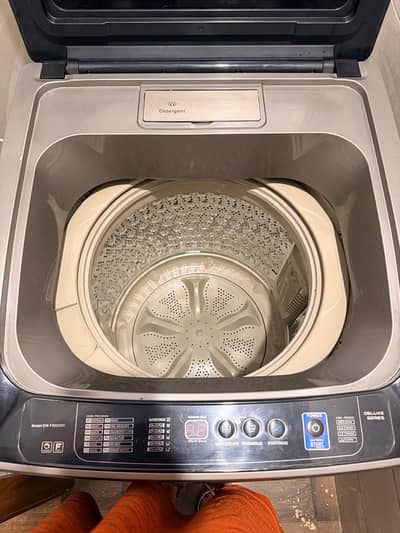 EvoStar slightly used fully automatic washing machine