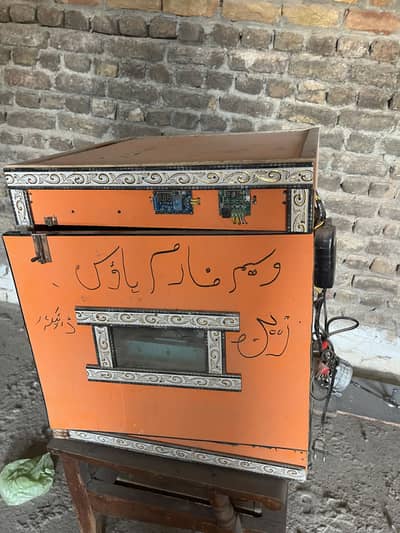 Eggs incubater full automatic