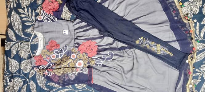 shafoon frock  and top's free