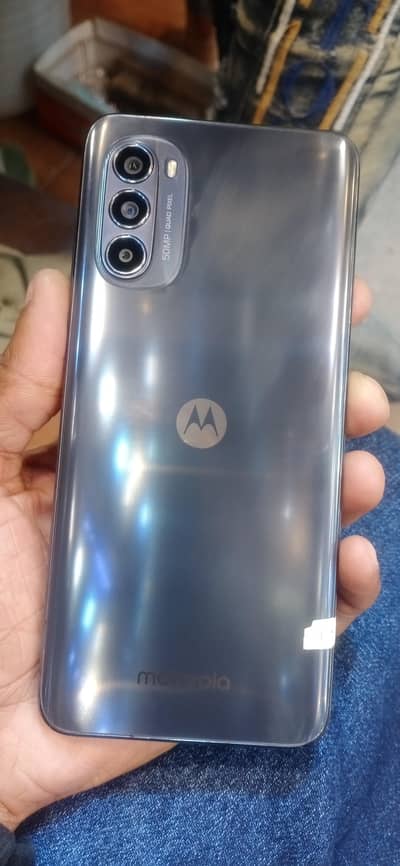 moto g52 5g 2023.4gb ram 128gb rom