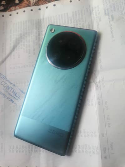 infinix zero 40 10/9.5 condition